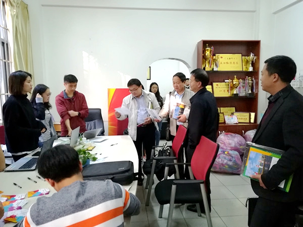 参观云南财经大学学生工作